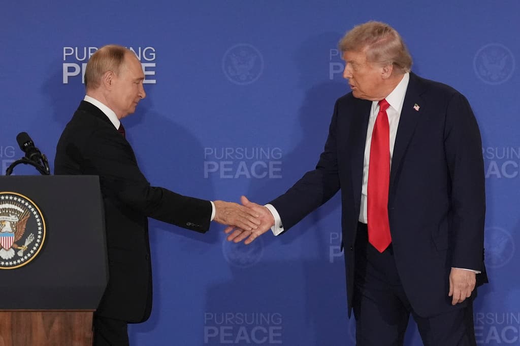 Senators Slam Trump’s Diesel Deal With Russia in Rare Bipartisan Rebuke: Runs ‘Directly Counter’ to Law