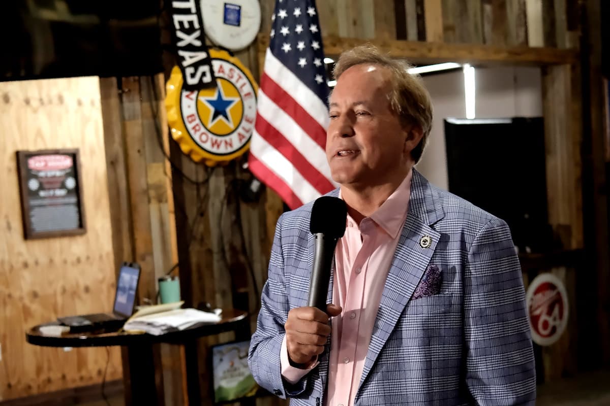 Republican Senators Furious Over Trump's Texas Endorsement