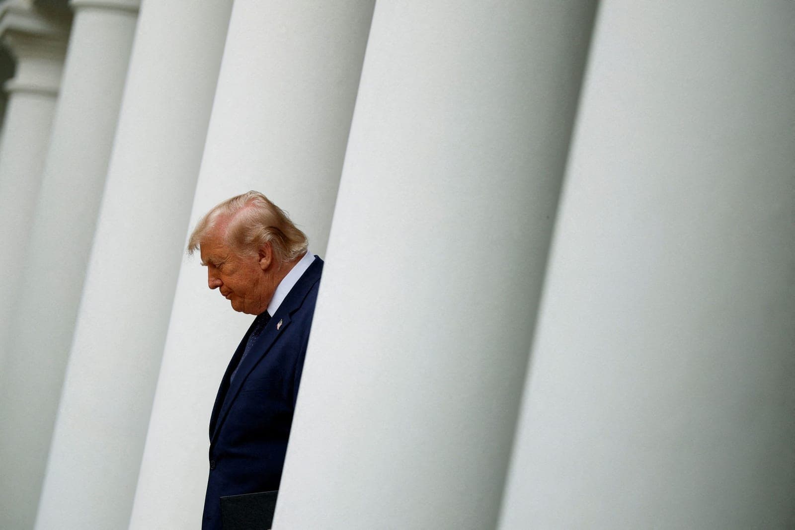 House rebukes Trump in vote to restrict his Iran war powers