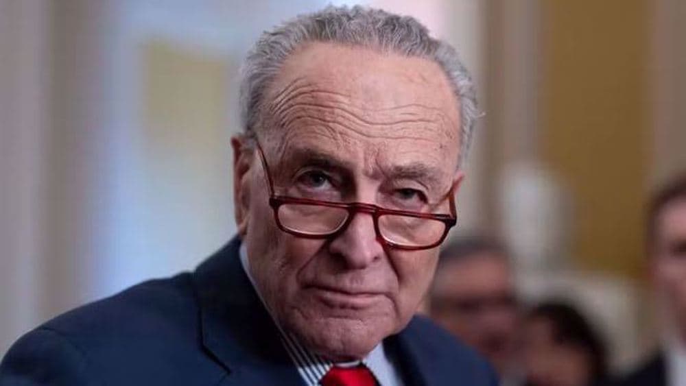 Senator Sounds Alarm: Trump Steering U.S. Toward 'Foreign War' with Venezuela