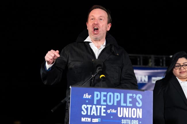 Totally Hitlarious: Chris Murphy Worries About Dem Party's Credibility If Platner Isn't Properly Replaced