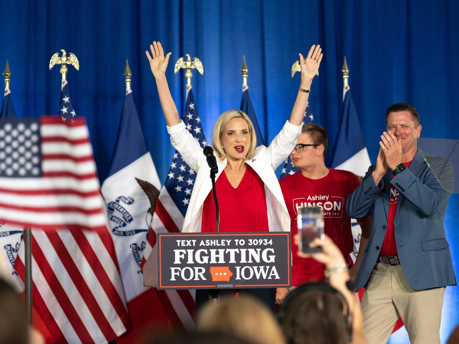 Iowa voters pick their nominees for competitive general elections