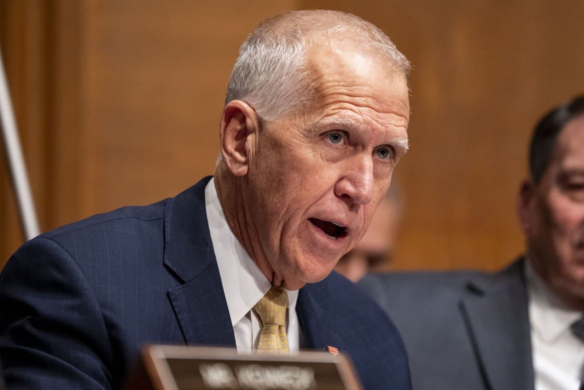 Sen. Thom Tillis will vote to confirm Trump nominee for Fed chair