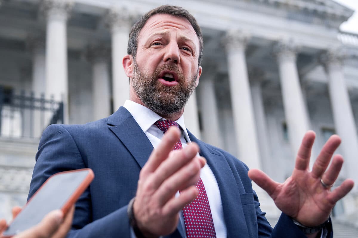 Trump removes Noem as DHS chief, installs GOP Sen. Markwayne Mullin