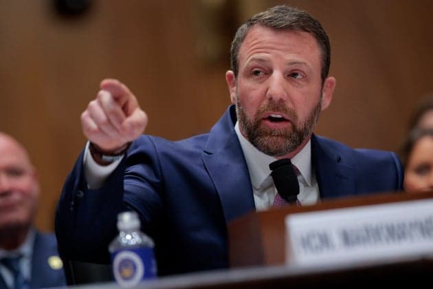 'Impulsive': Markwayne Mullin's Response To This Renee Good Question Is Disturbing Experts