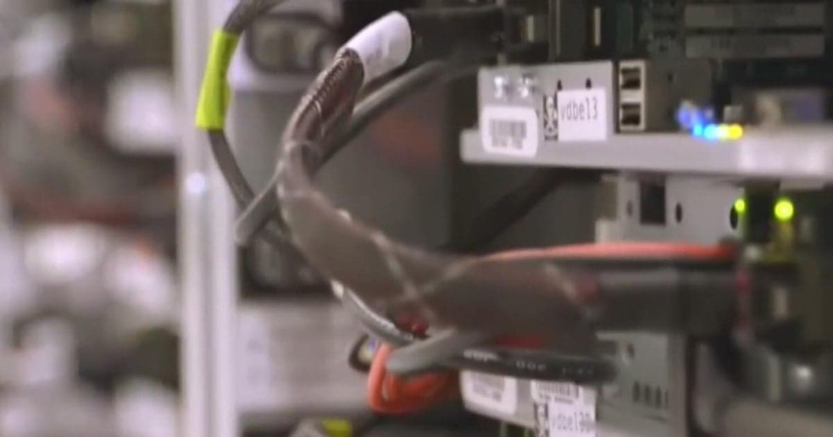 Michigan gubernatorial candidates clash over data centers ahead of midterm election