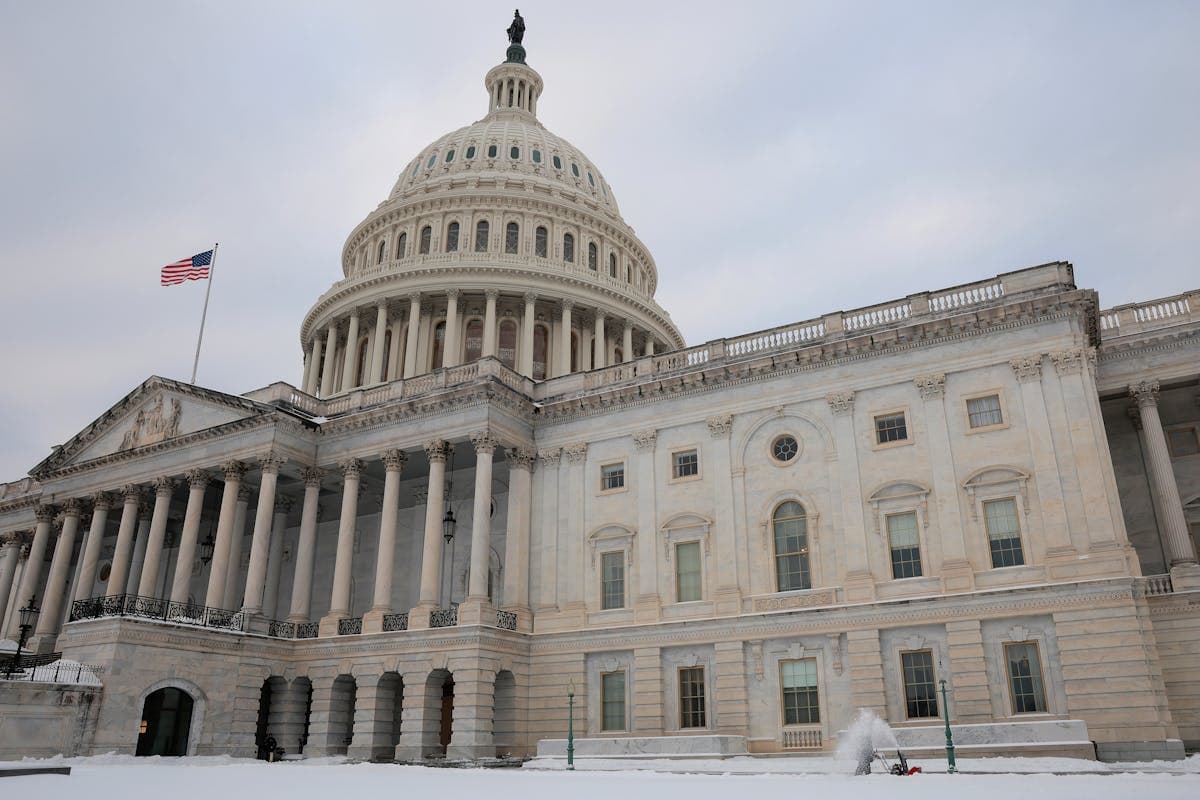 Eight Republicans Join Every Democrat to Block DHS Funding Bill