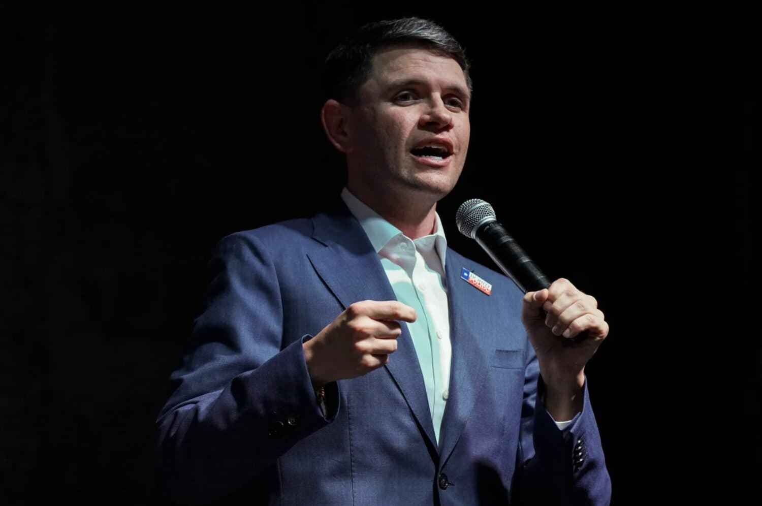 New Texas poll finds Talarico leading Crockett by 9 points in Senate Democratic primary